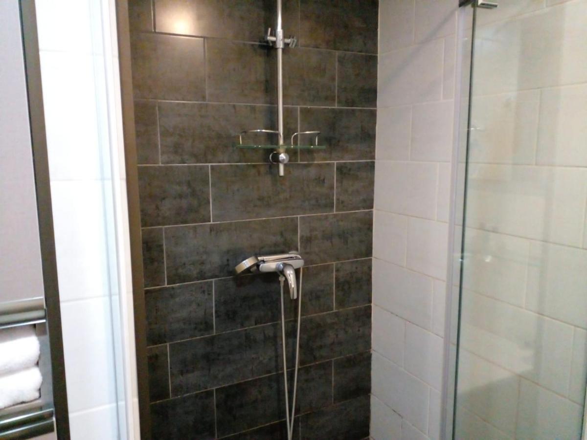 Aphrodite Apartments Batumi Bagian luar foto