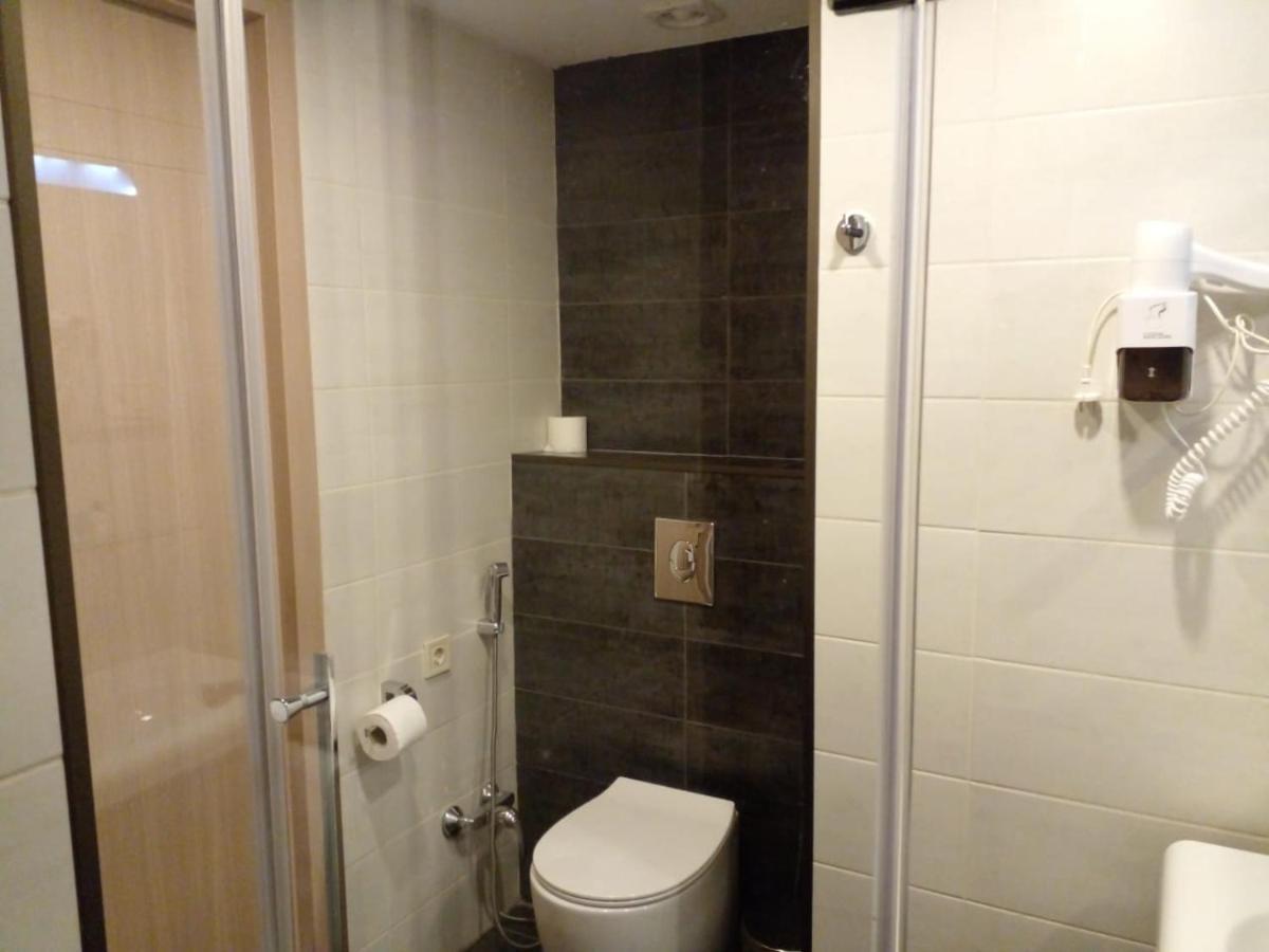 Aphrodite Apartments Batumi Bagian luar foto