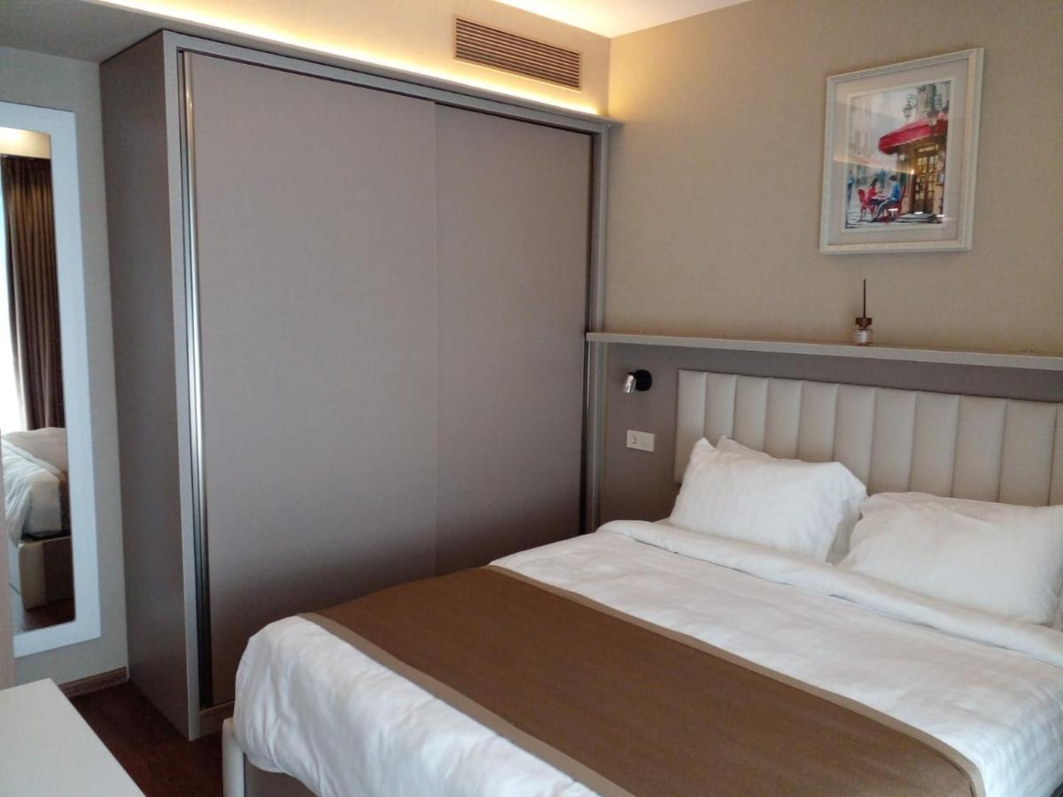 Aphrodite Apartments Batumi Bagian luar foto