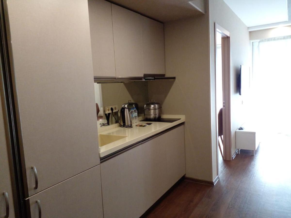 Aphrodite Apartments Batumi Bagian luar foto