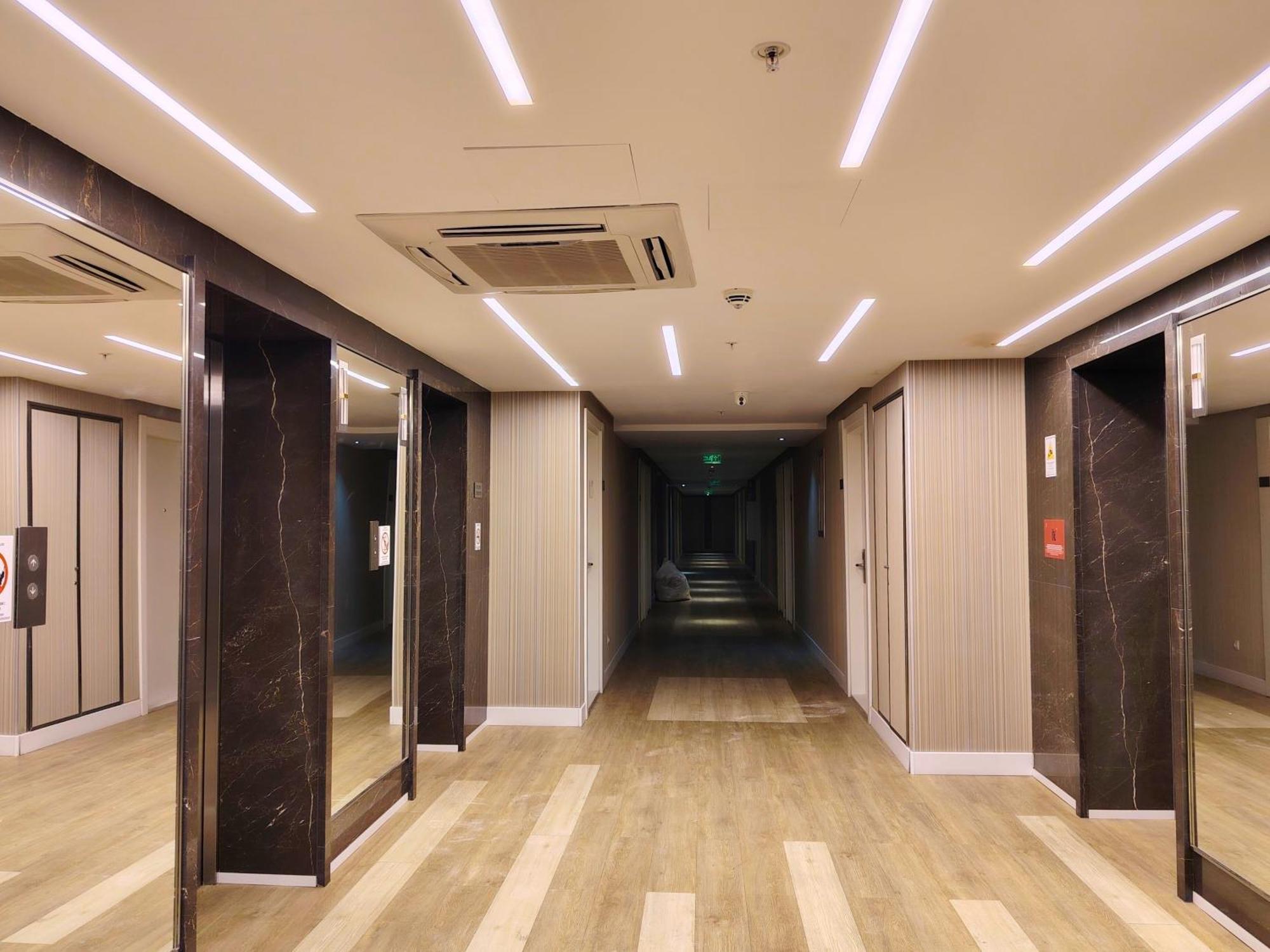 Aphrodite Apartments Batumi Bagian luar foto